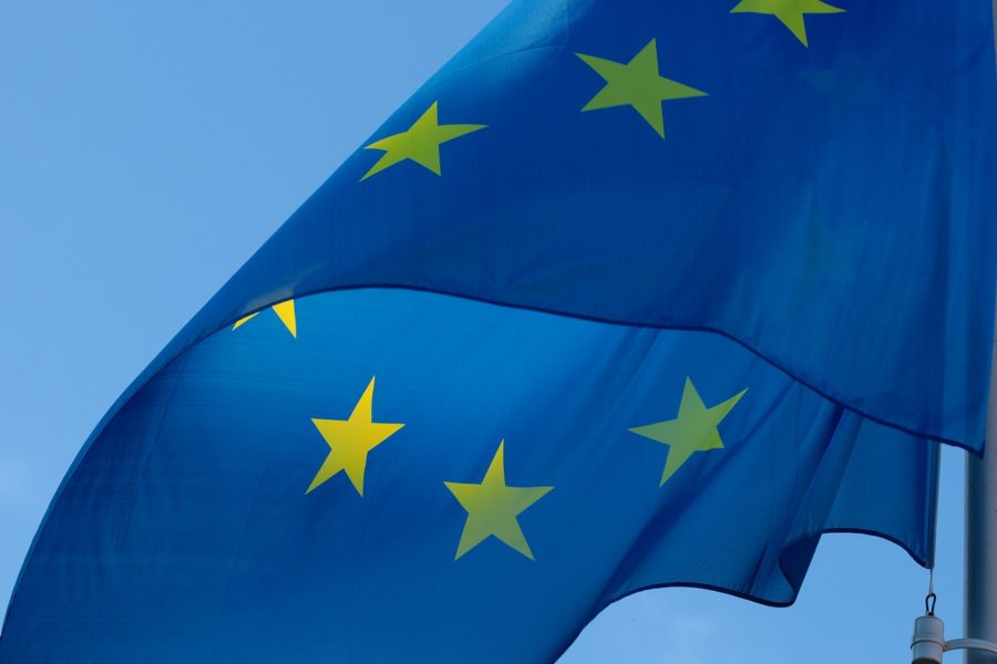 Komisja Europejska uruchomiła artykuł 7 TUE wobec Polski – co to oznacza?